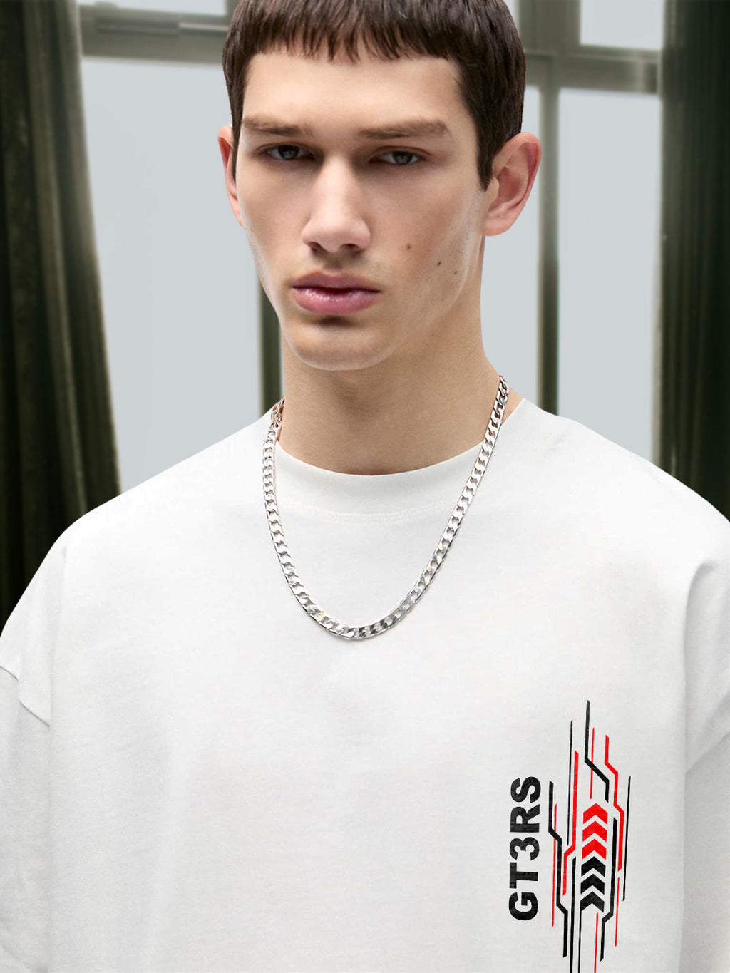 ROADSTER Men Graphic Printed Oversized  T-Shirt