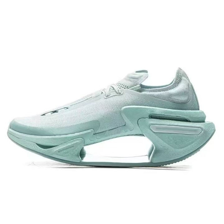 Sneakers Mesh Breathable Comfort Slip on Athletic Sport Trail Running Blade Walking Running Shoes